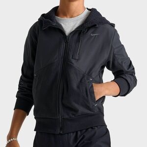 Nike Black Sportswear Utility Easy-On Jacket size Large